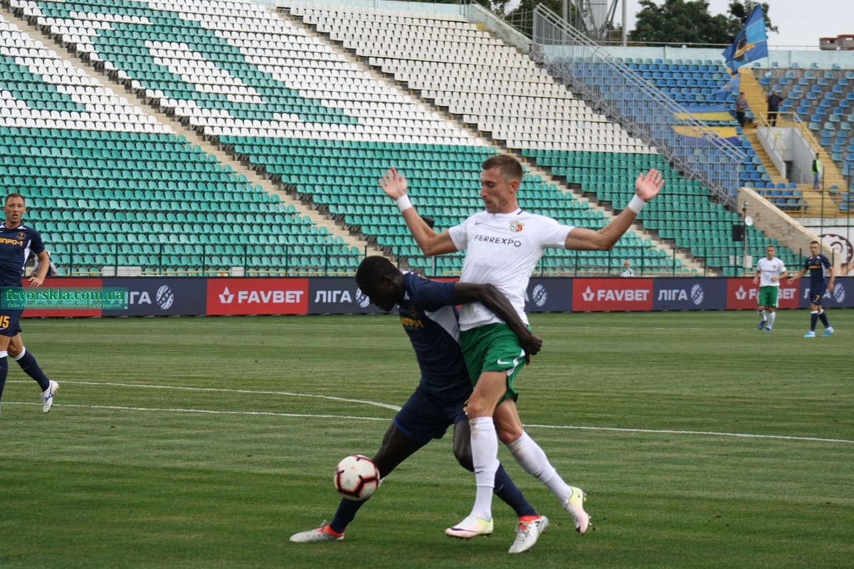«Дніпро-1»-«Ворскла»: хто фаворит у букмекерів